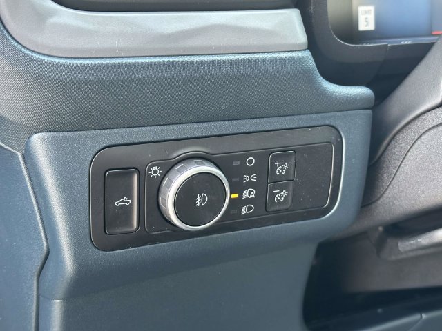 Used 2025 Ford Maverick Lobo AWD/4WD image 24