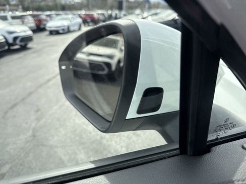 New 2026 Volkswagen Tiguan S AWD/4WD image 18