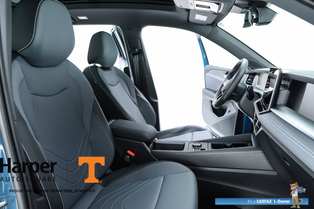 Used 2025 Volkswagen Tiguan SE R-Line AWD/4WD image 75