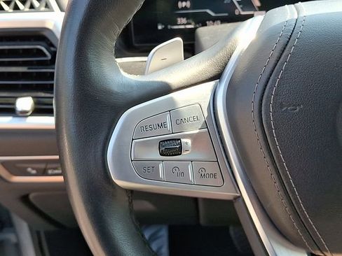 Used 2024 BMW X7 xDrive40i image 27