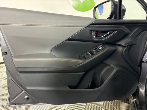 Certified 2025 Subaru Crosstrek 2.5i Limited w/ Crosstrek Mirror Package image 12