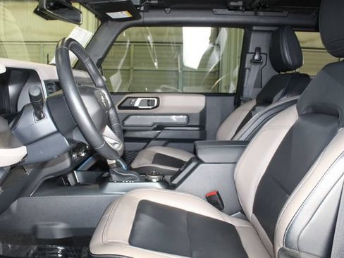 Used 2024 Ford Bronco Wildtrak AWD/4WD image 10