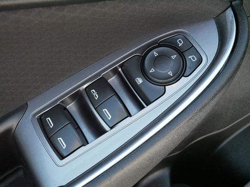 Used 2018 Chevrolet Malibu LT FWD image 19