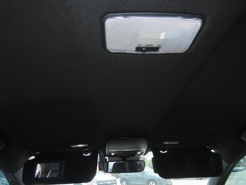 Used 2025 Toyota Camry SE w/ Convenience Package FWD image 20