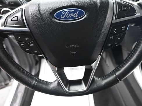 Used 2024 Ford Edge SEL image 14