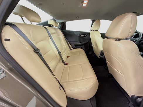 Used 2020 Chevrolet Malibu LT FWD image 28