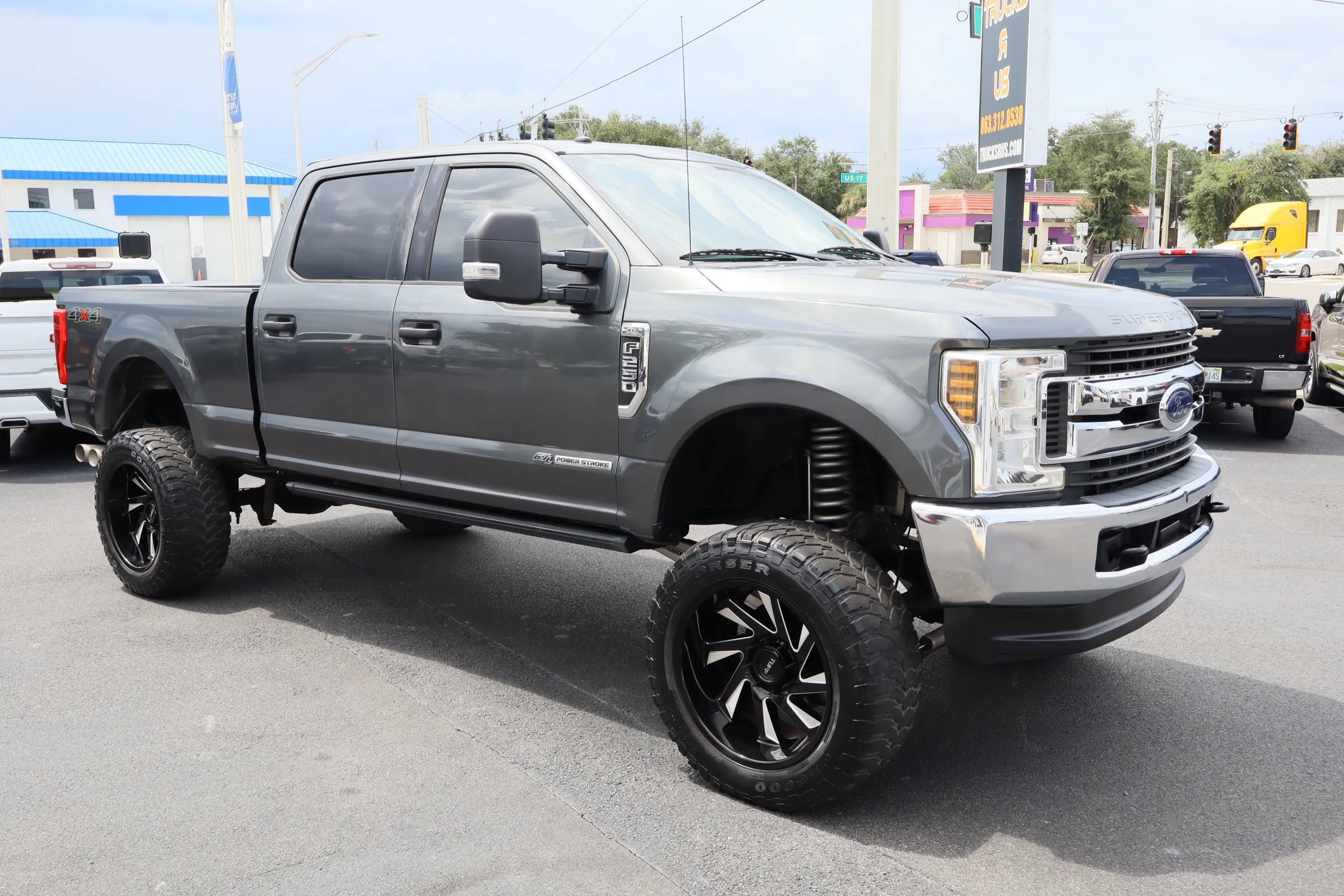 Used 2019 Ford F250 XLT AWD/4WD image 1