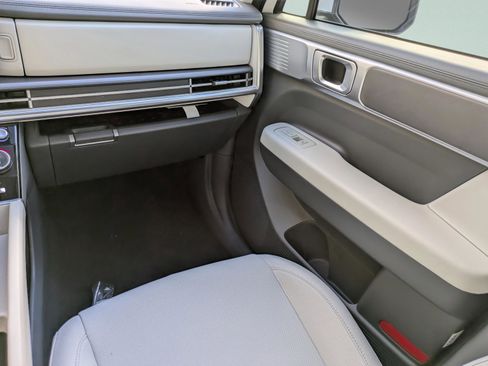 New 2026 Hyundai Santa Fe SE FWD image 19