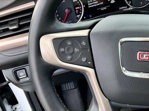 Used 2023 GMC Acadia Denali w/ Denali Ultimate Package AWD/4WD image 24