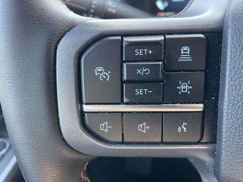 Used 2025 Ford F150 Lariat w/ Equipment Group 502A High image 21