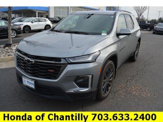 Used 2023 Chevrolet Traverse RS video 3