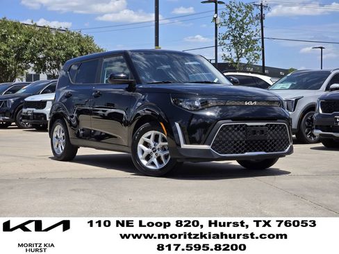 Used 2025 Kia Soul LX w/ LX Technology Package FWD image 1
