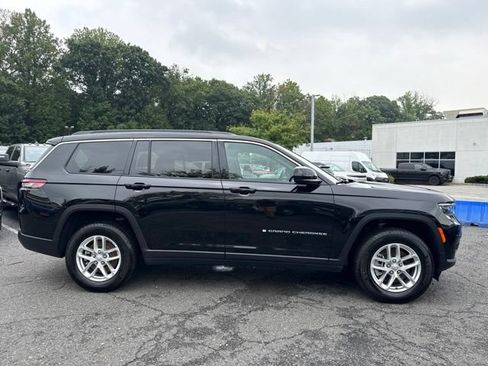 Used 2025 Jeep Grand Cherokee L Laredo w/ Luxury Tech Group I AWD/4WD image 17