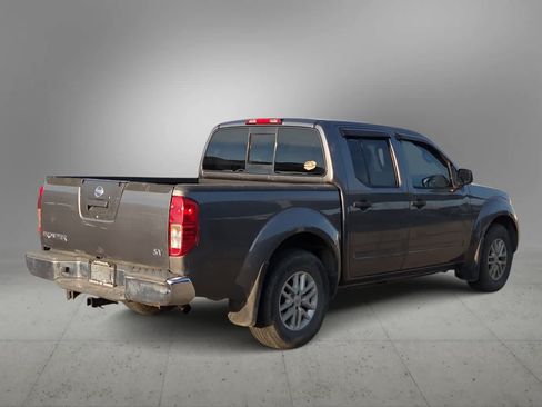 Used 2018 Nissan Frontier SV RWD image 8