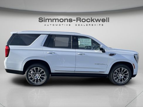 New 2026 GMC Yukon Denali w/ Sun & Power Step Package AWD/4WD image 6