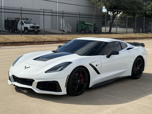 Used 2017 Chevrolet Corvette Stingray Coupe w/ Carbon Flash Badge Package image 3