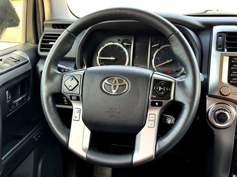 Used 2024 Toyota 4Runner Limited image 25