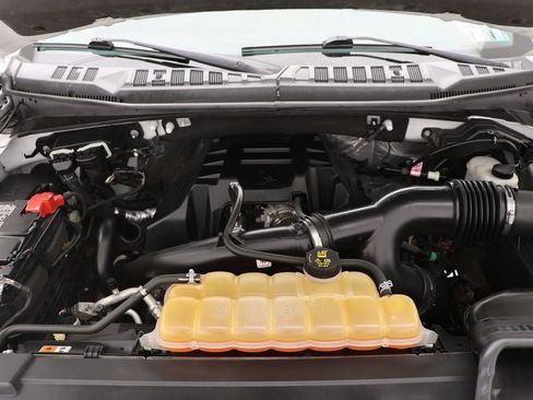 Used 2015 Ford F150 XLT w/ Equipment Group 302A Luxury image 29