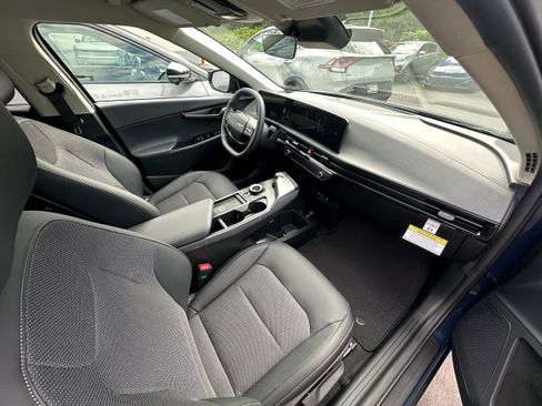 New 2025 Kia EV6 Light w/ Light LR Technology Package image 19