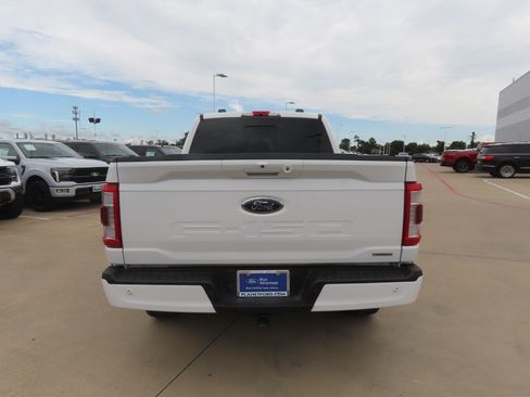Certified 2022 Ford F150 Lariat w/ Equipment Group 502A High AWD/4WD image 11