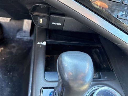 Used 2023 Toyota Camry SE image 16