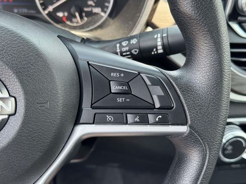 Used 2024 Nissan Altima 2.5 SV FWD image 12