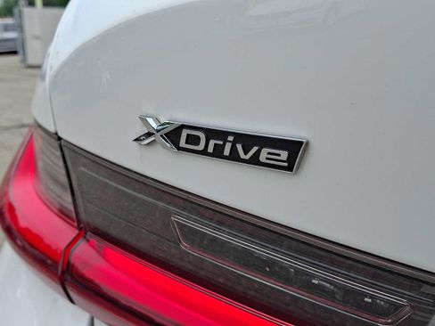 Certified 2023 BMW 330i xDrive Sedan AWD/4WD image 29
