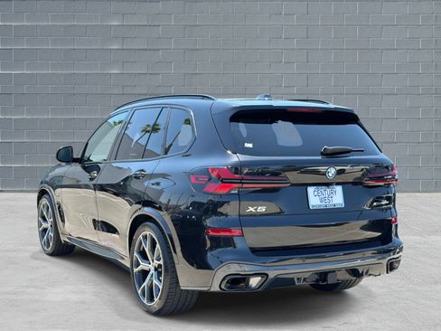 Used 2026 BMW X5 xDrive50e w/ M Sport Package AWD/4WD image 3