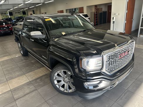 Used 2017 GMC Sierra 1500 Denali w/ Denali Ultimate Package image 10