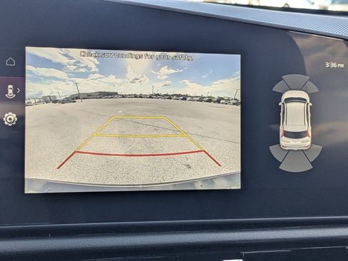 New 2025 Kia Niro SX image 25