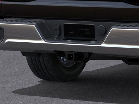 New 2026 GMC Sierra 1500 SLE image 14