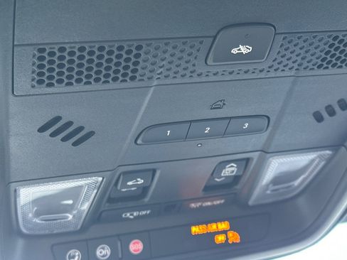 Used 2025 Cadillac XT5 Premium Luxury image 24