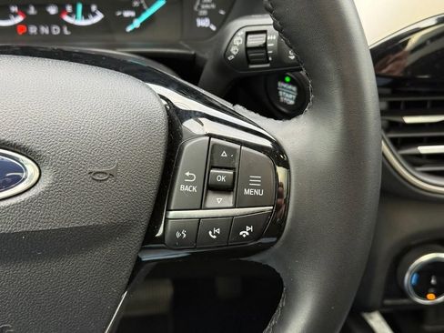 Used 2022 Ford Escape SEL image 22