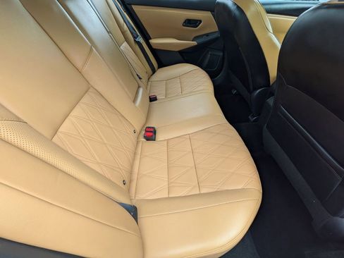 Used 2024 Nissan Sentra SV w/ SV Premium Package FWD image 23