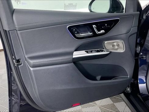 Certified 2023 Mercedes-Benz GLC 300 4MATIC image 15