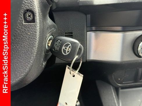 Used 2023 Toyota Tacoma SR AWD/4WD image 30