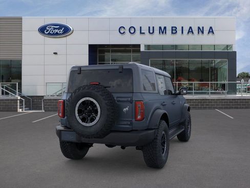 New 2025 Ford Bronco Outer Banks w/ Sasquatch Package image 8