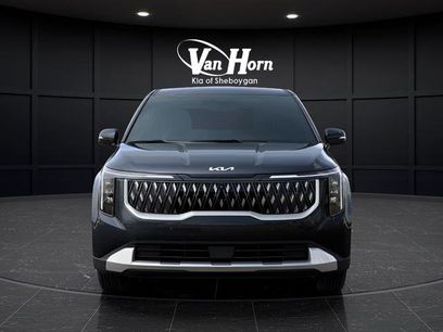 New 2026 Kia Carnival LX