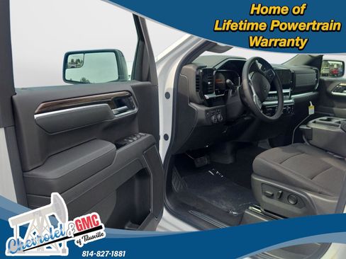 New 2026 Chevrolet Silverado 1500 RST w/ Z71 Off-Road Package AWD/4WD image 11