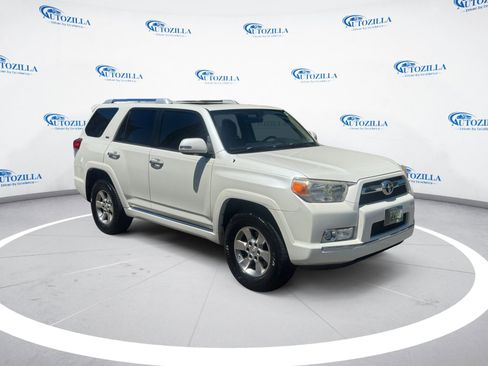 Used 2011 Toyota 4Runner SR5 image 7