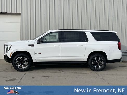 New 2026 GMC Yukon XL AT4 Ultimate image 9