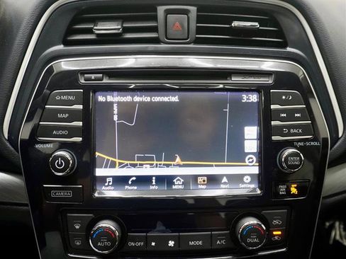 Used 2017 Nissan Maxima 3.5 SL FWD image 15