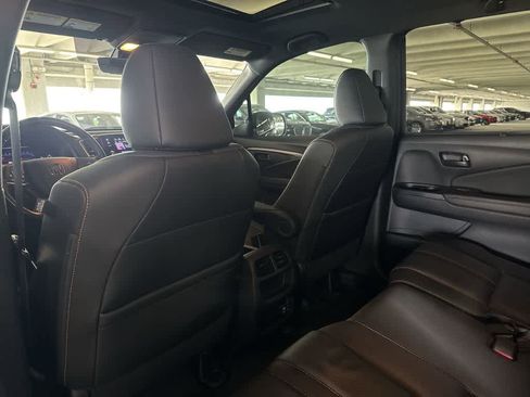 Used 2023 Honda Passport TrailSport image 22