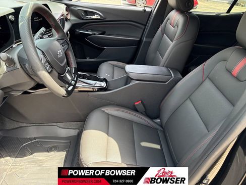 New 2026 Chevrolet Trax RS FWD image 4