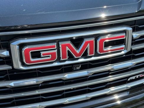 New 2026 GMC Yukon XL AT4 w/ AT4 Premium Package AWD/4WD image 29