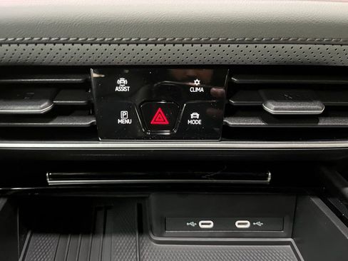 New 2026 Volkswagen Atlas Peak Edition AWD/4WD image 15