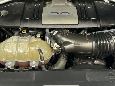 Used 2019 Ford Mustang GT Premium RWD image 90