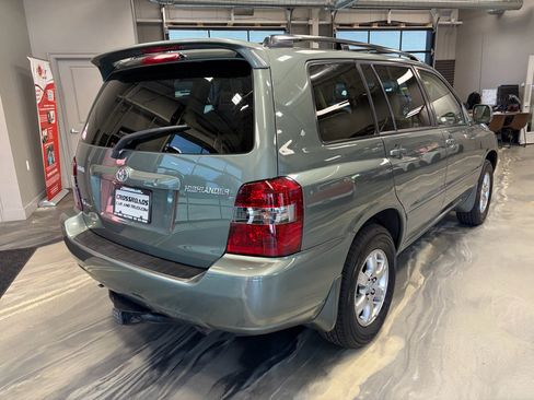 Used 2007 Toyota Highlander 4WD V6 w/ 3rd Row image 28