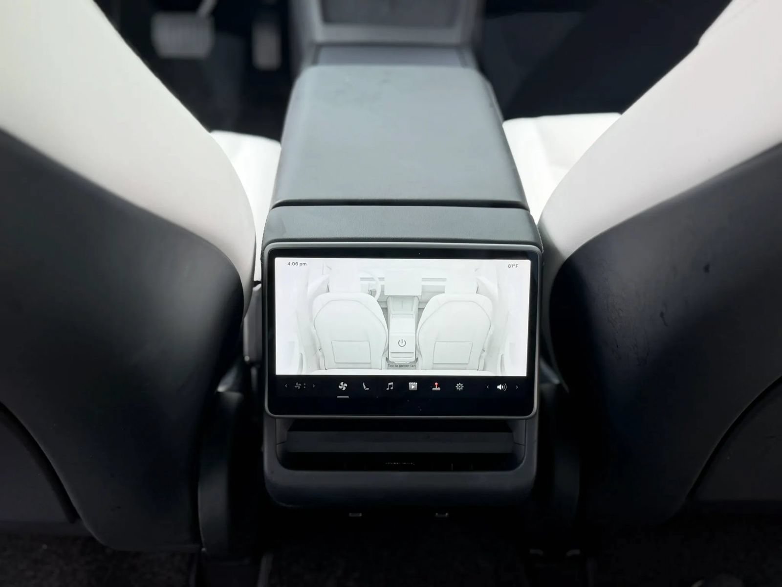 Used 2025 Tesla Model 3 Long Range RWD image 29