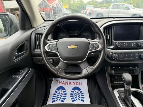 Used 2022 Chevrolet Colorado LT w/ Fleet Safety Package AWD/4WD image 17